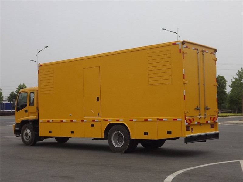 昌乐租赁发电机-柴油发电机组机房烟管的布置与安装