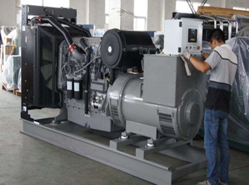 昌乐柴油发电机空气滤清器堵塞会对发电机组产生哪些影响？