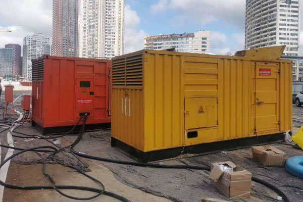 昌乐压力测试时，发电机组的燃油系统需要达到多少压力？