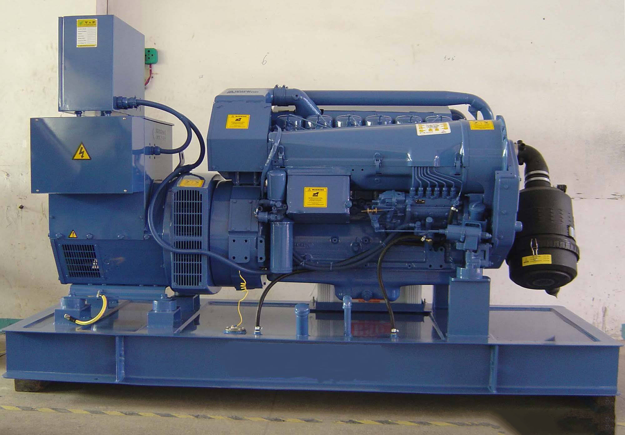 昌乐汽油发电机组冬季启动前，电瓶需要做哪些检查和维护？