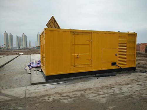 昌乐合同中关于乙方责任导致工期延误的赔偿标准应该如何制定？